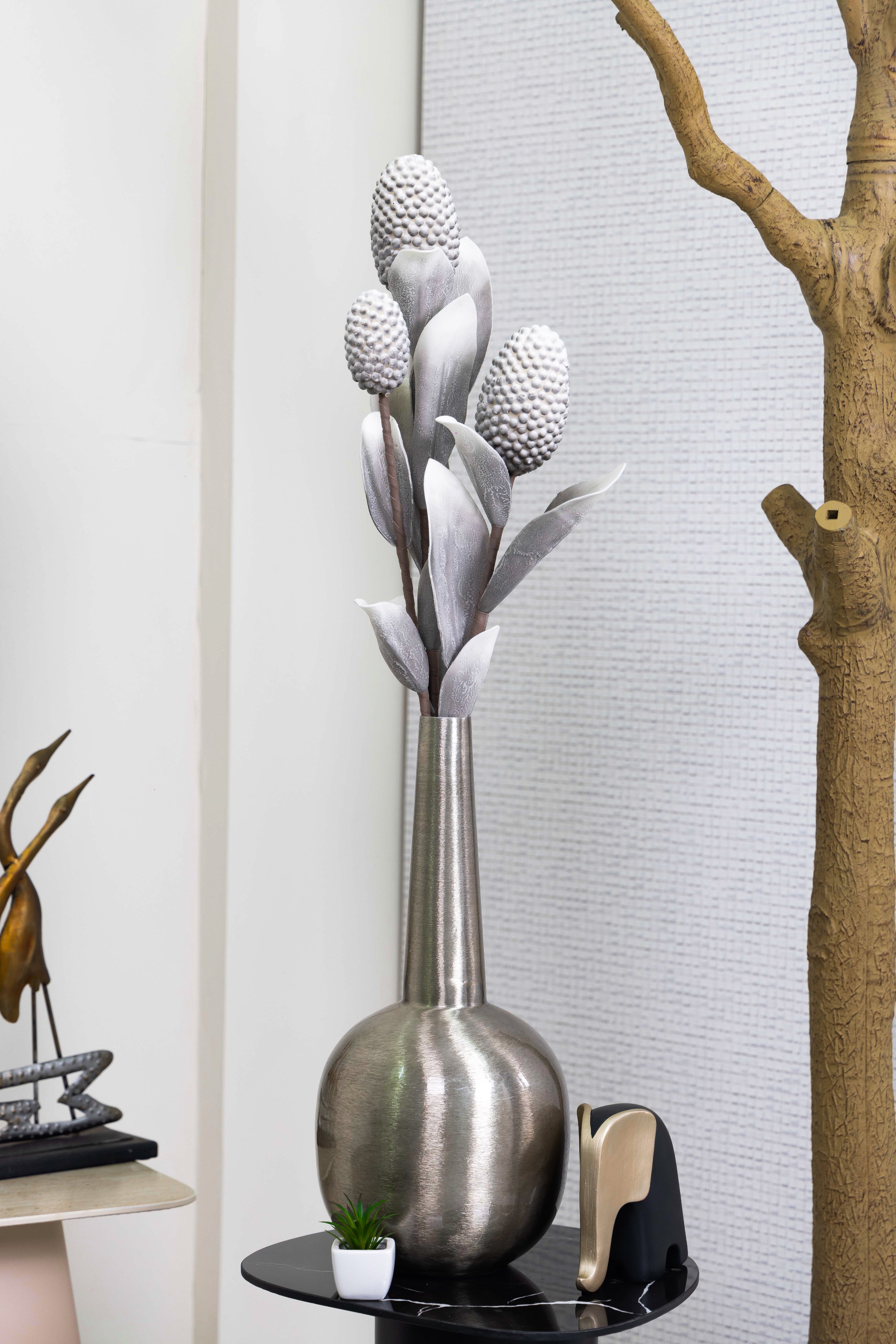 Pine husk stems Flower-Green