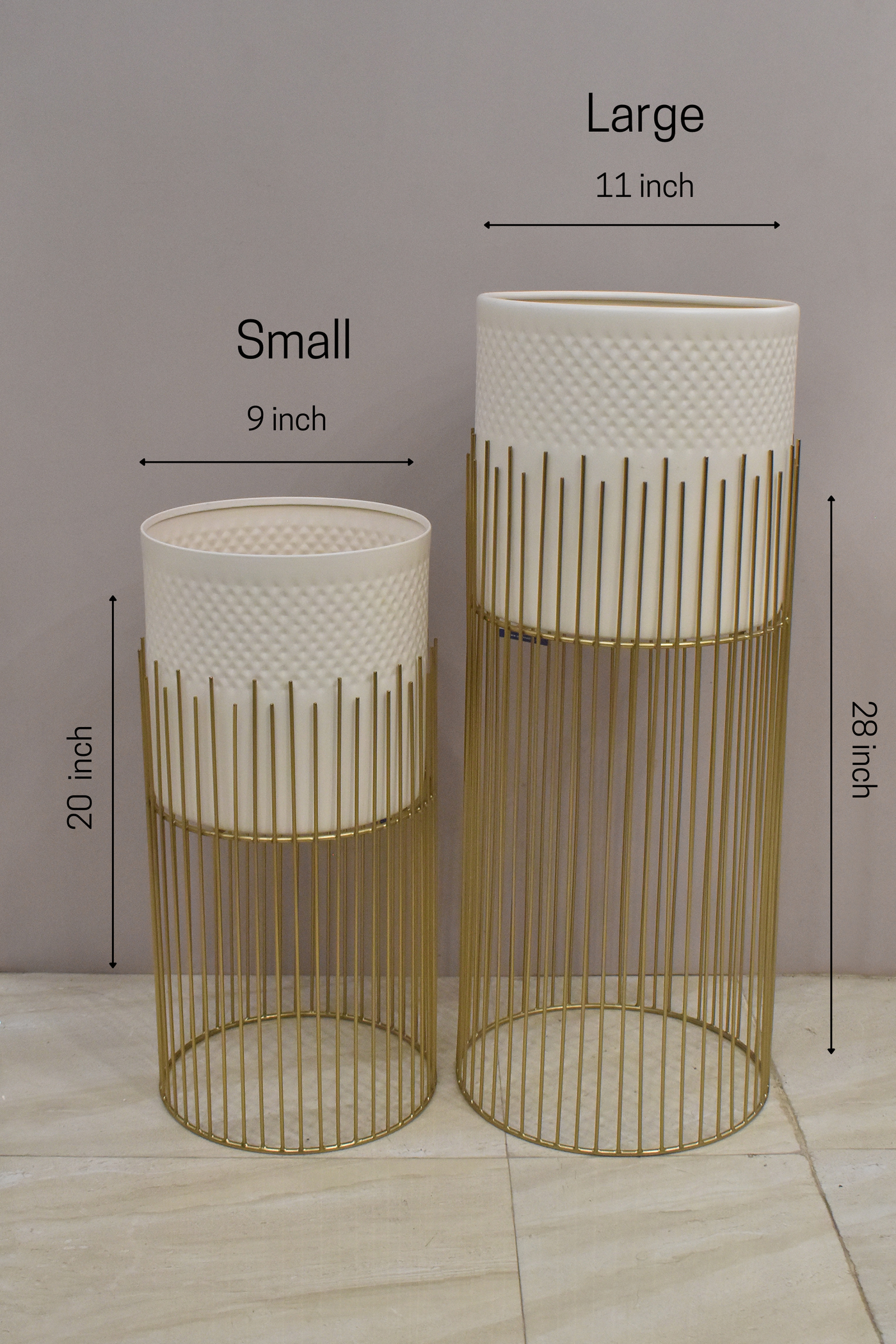 Round Ring metal stand with Metal Pot for your home or office décor-Small