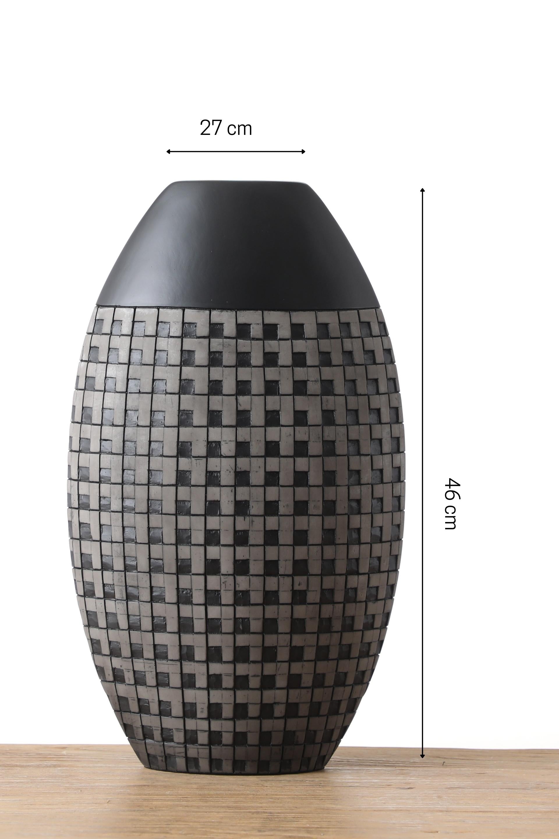 Beautiful Oval shaped  Resin vase for your home or office decor-Black