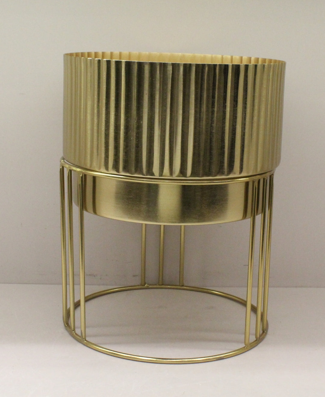 Pollination weston crafts metal Planter stand with pot for your Home or Office Decor-Medium