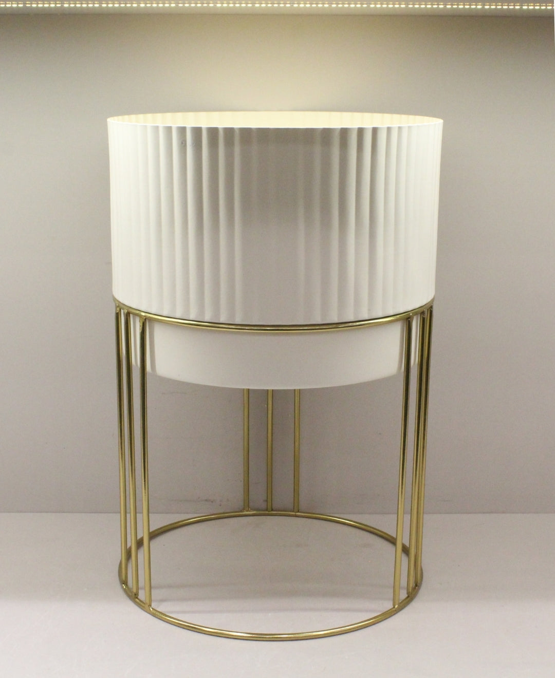 Pollination weston crafts metal Planter stand with pot for your Home or Office Decor-Large