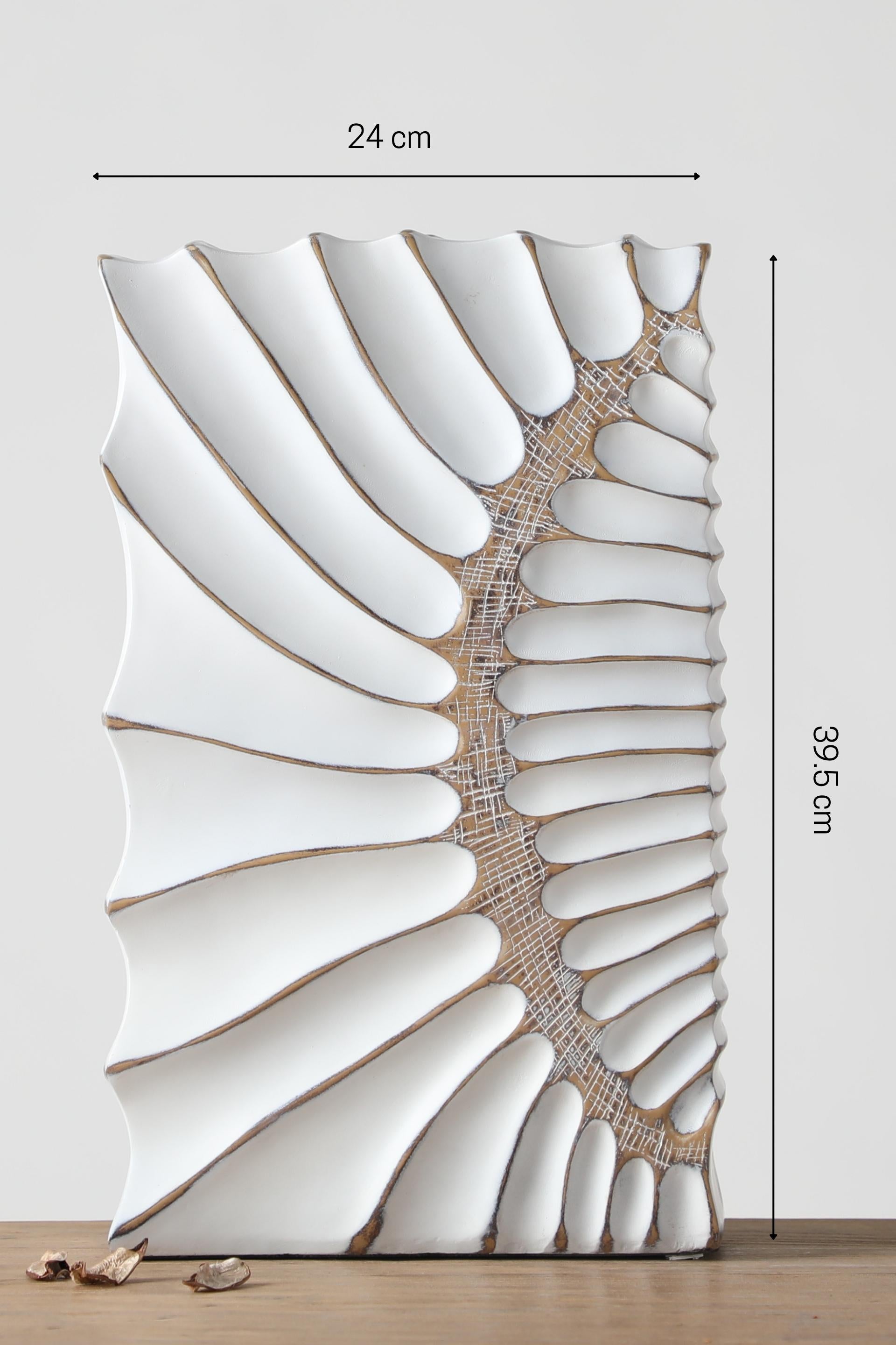 Unique design Resin vase for your home or office decor