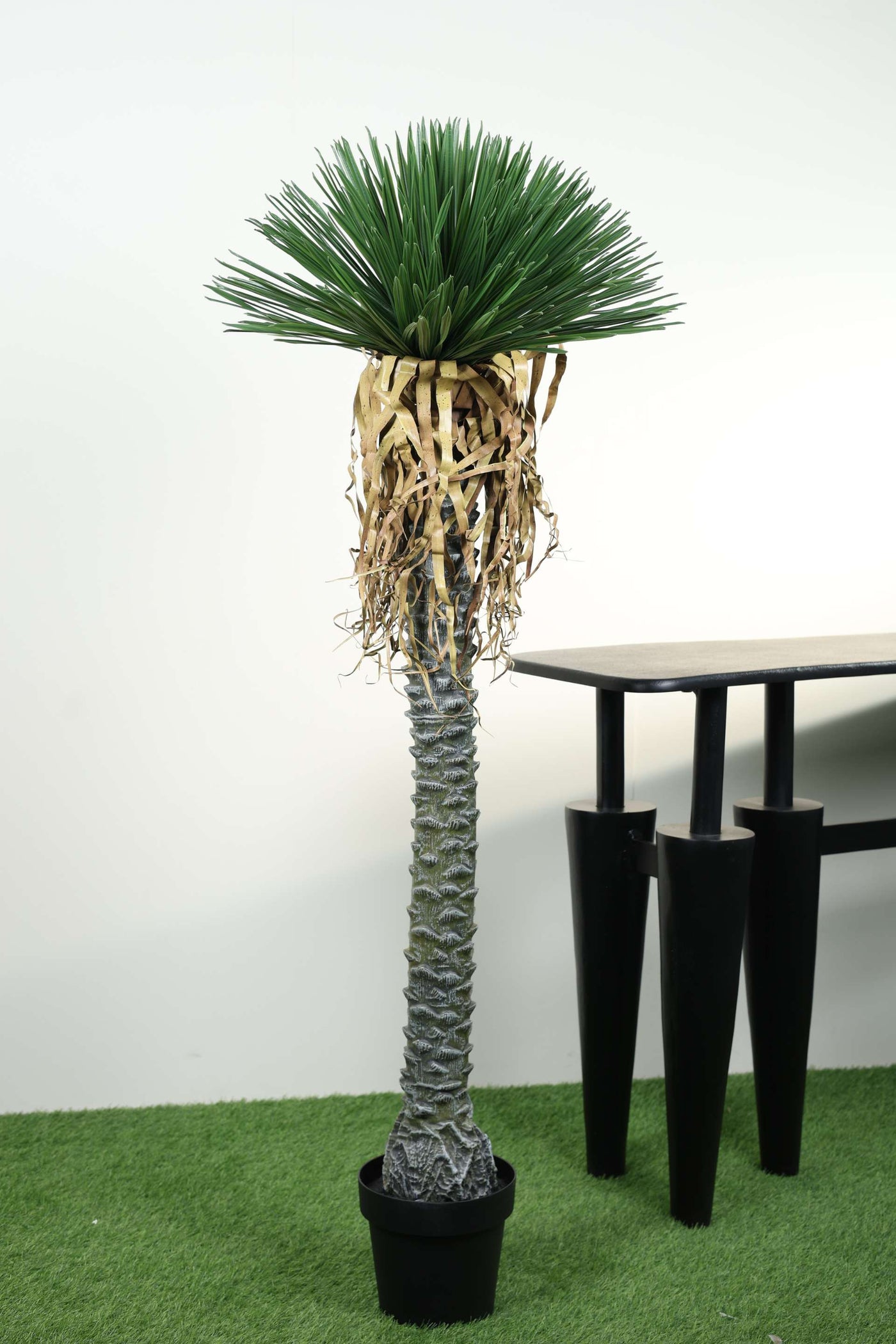 Artificial Dracaena Palm Tree With Pot ( Pack 1 ) - 5 Ft.