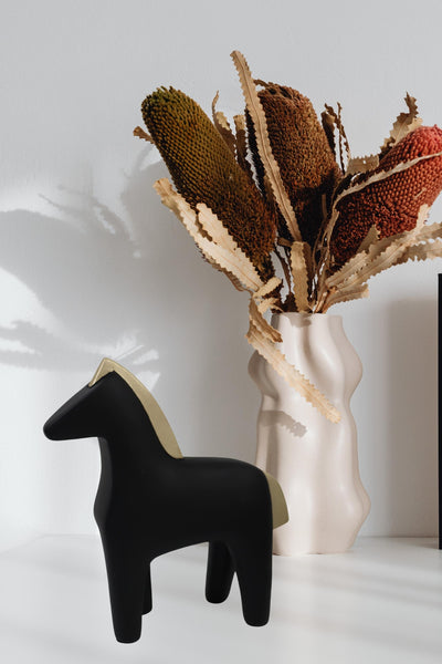 Beautiful horses statue for your home or office decor