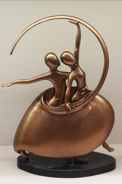 Dancing Couple Resin Showpiece for your home or office decor