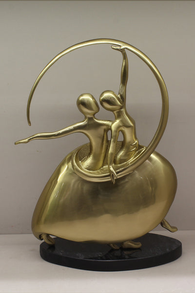 Dancing Couple Resin Showpiece for your home or office decor