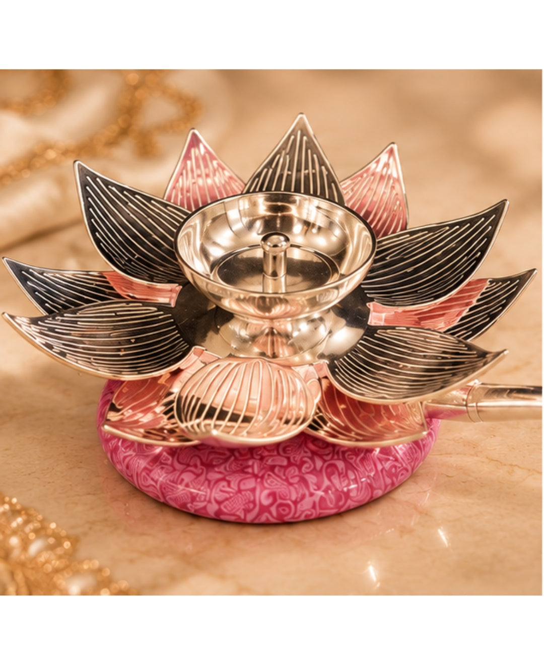 Lotus Hand Aarti Diya & Pooja Bell Gift Set – Lilac Pink Accents