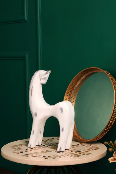 Resin modern style horse statue for your home or office decor-White