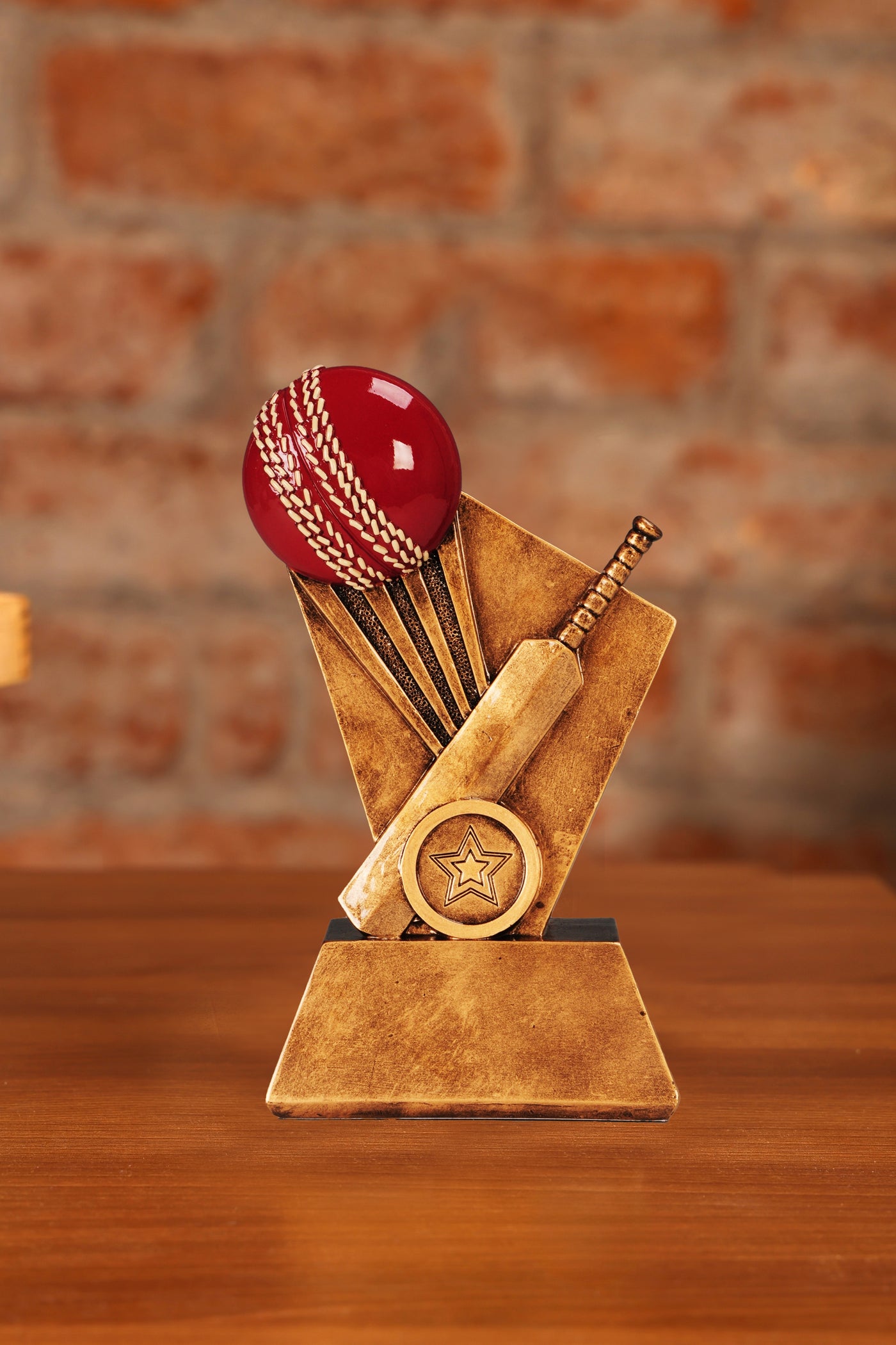 Cricket showpiece for your home or office decor