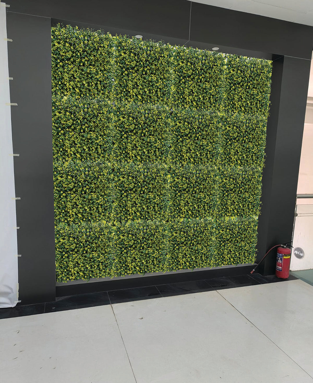 Lush Boxwood Vertical Garden Tile