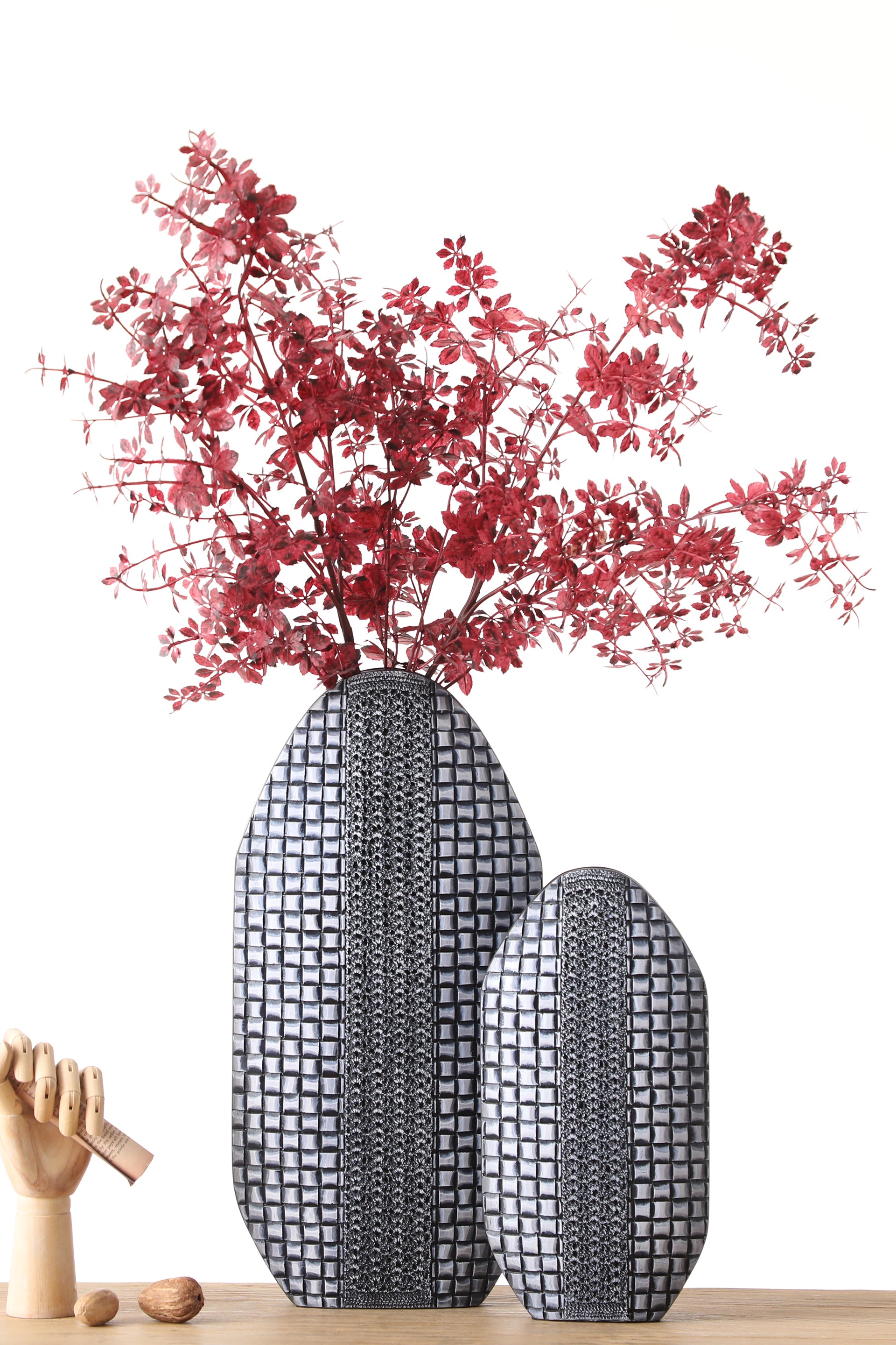 Modern style  resin vase for your home or office decor